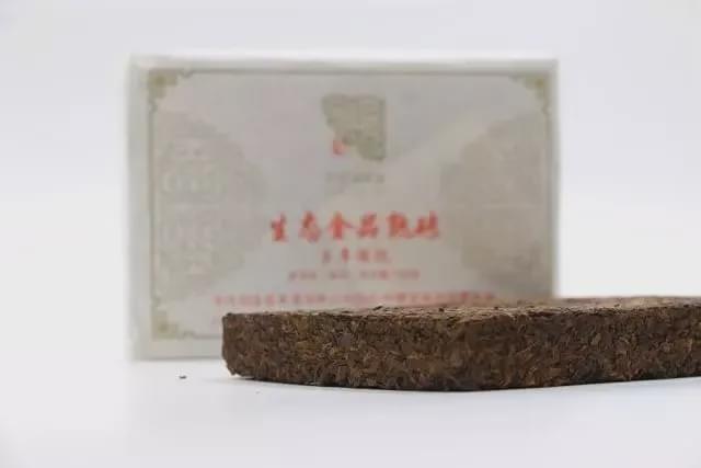 LD乐动体育今大福5年陈生态金品熟砖极致醇滑干仓品质！(图4)