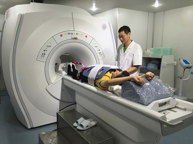 乐动体育 LD体育几千万一台的核磁共振仪为何号称永不关机？电费由患者承担吗？(图16)