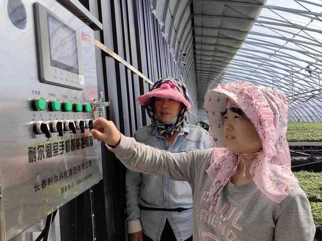 【春日里的中国】黑土地上插了“科技LD乐动体育翅膀”(图5)