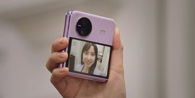 LD乐动体育vivo多款新品发布：横竖折叠屏+平板 手机售价5999元起(图5)