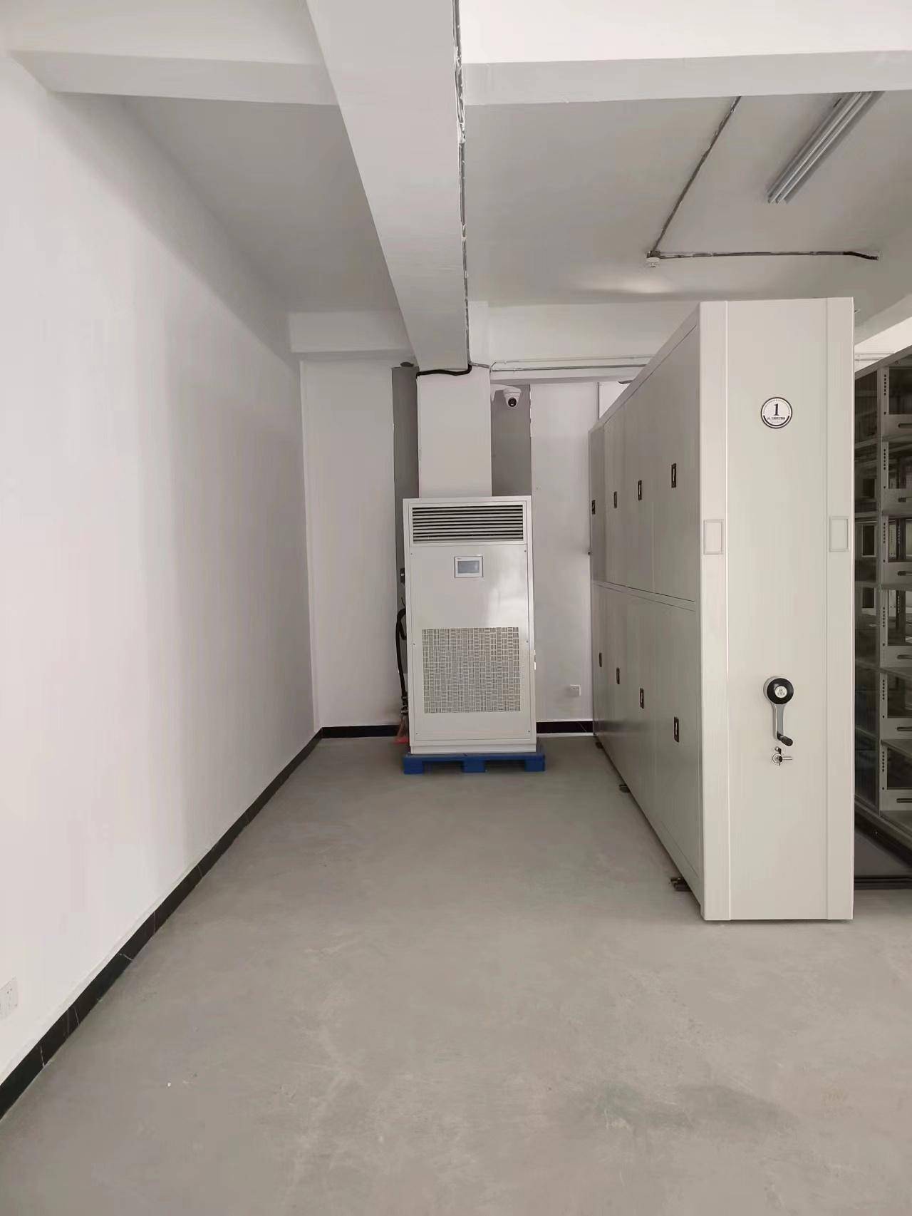 乐动体育比酷尔档案室恒温恒湿空调 室内整体控温控湿的解决方案(图4)